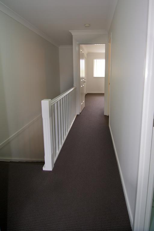 Blue Water Bay Villas Gold Coast Extérieur photo