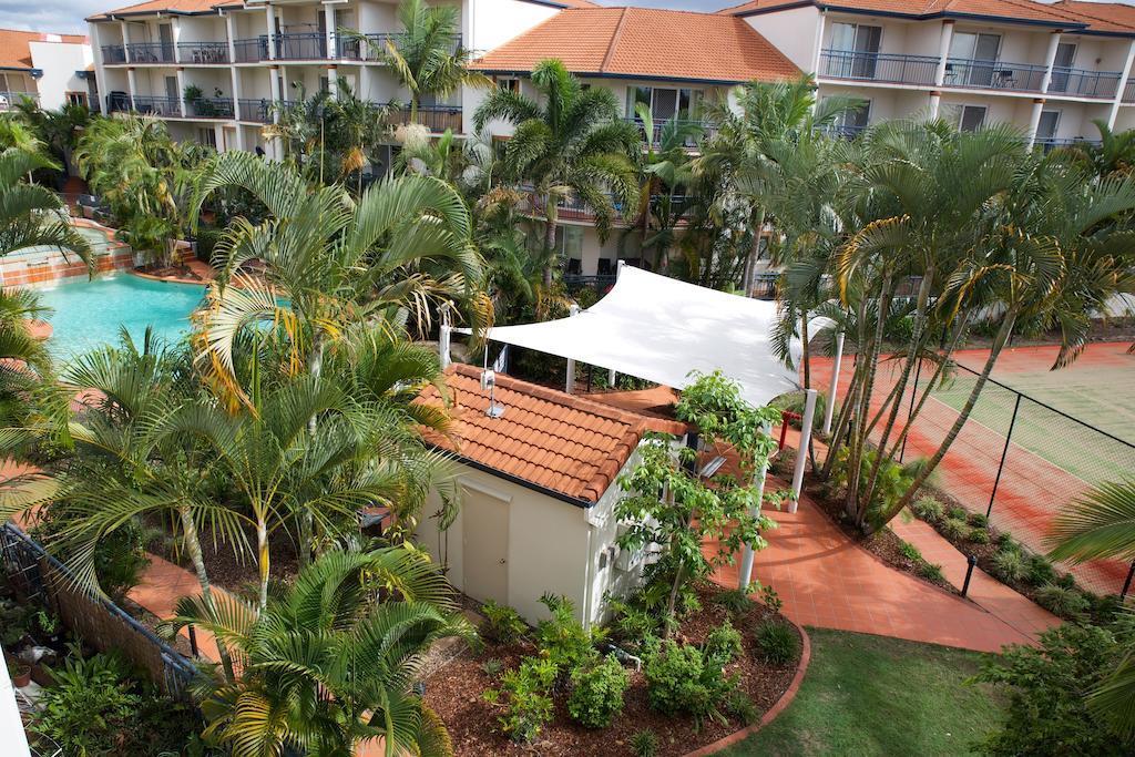 Blue Water Bay Villas Gold Coast Extérieur photo