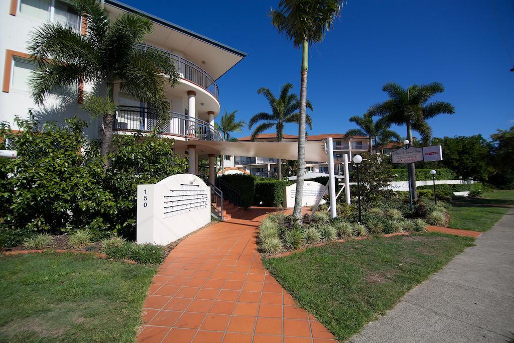 Blue Water Bay Villas Gold Coast Extérieur photo